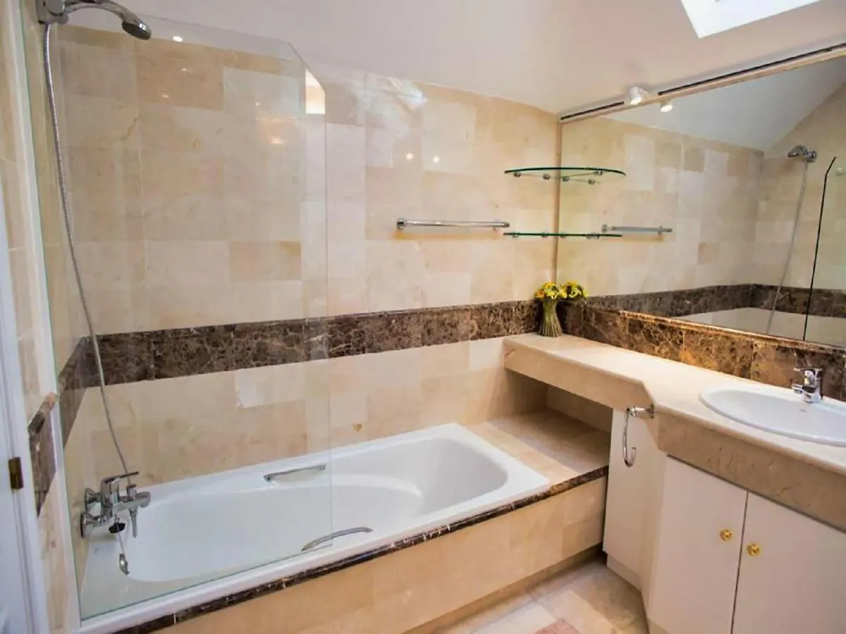 Apartment Beachfront Penthouse Marbella, Rio Real Playa