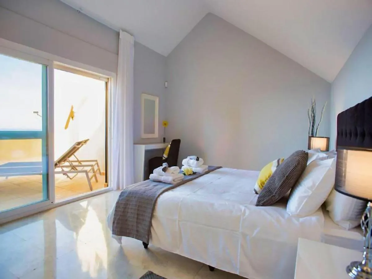 Apartment Beachfront Penthouse Marbella, Rio Real Playa Spain