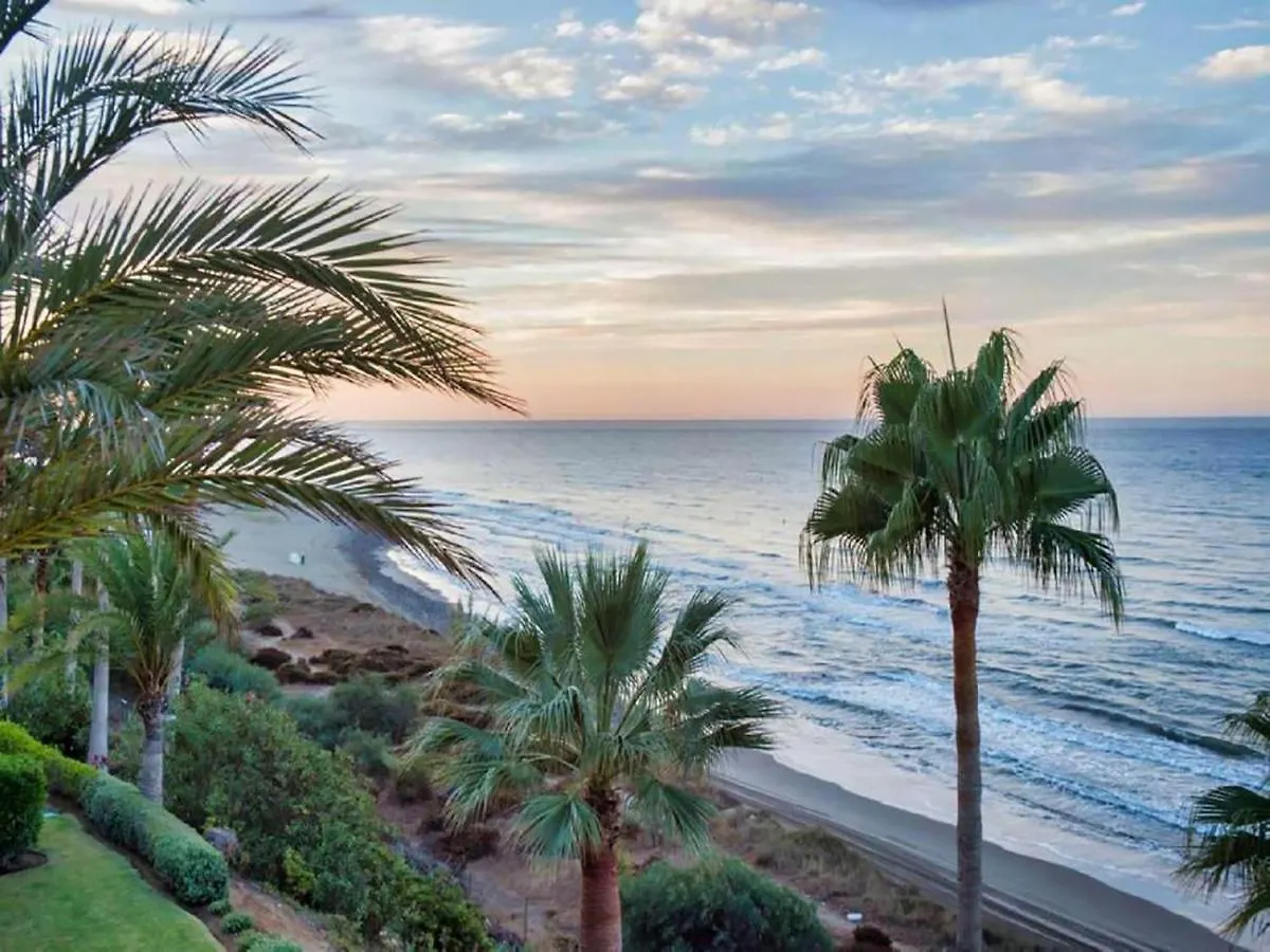 Apartment Beachfront Penthouse Marbella, Rio Real Playa